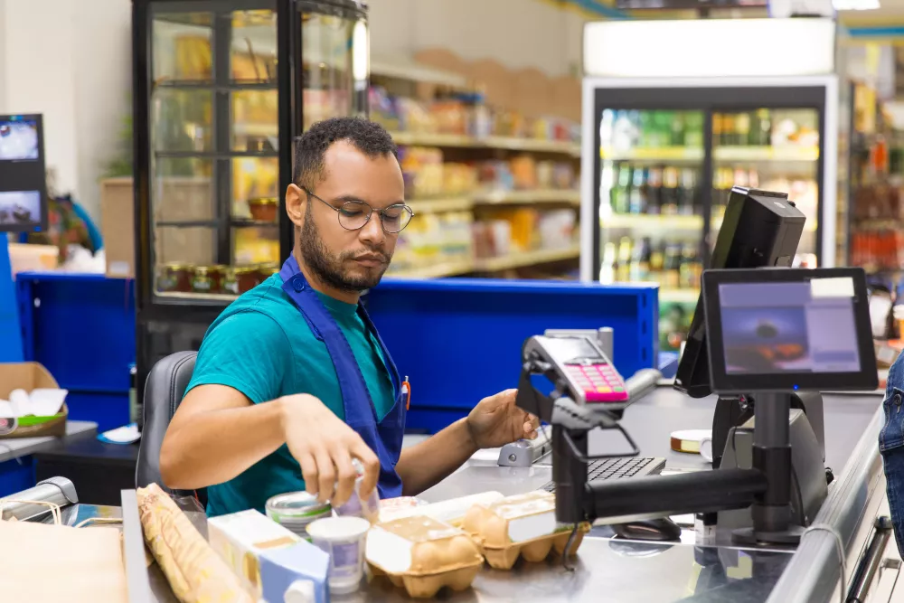 Masalah yang Muncul dengan Kasir Konvensional di Minimarket